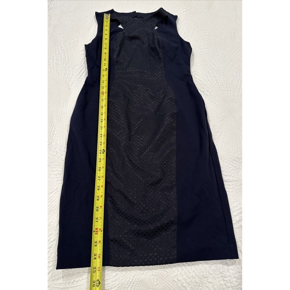Cache Navy Blue Embroidered Contrast Knit Cutout Sheath Dress Sz 4 Keyhole Back - Picture 7 of 11